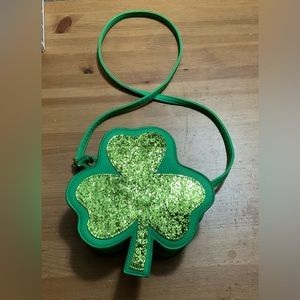 Woman glitter shamrock mini purse all measurements are in pictures they are lots